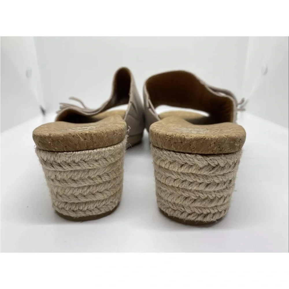 UGG 🍍 size